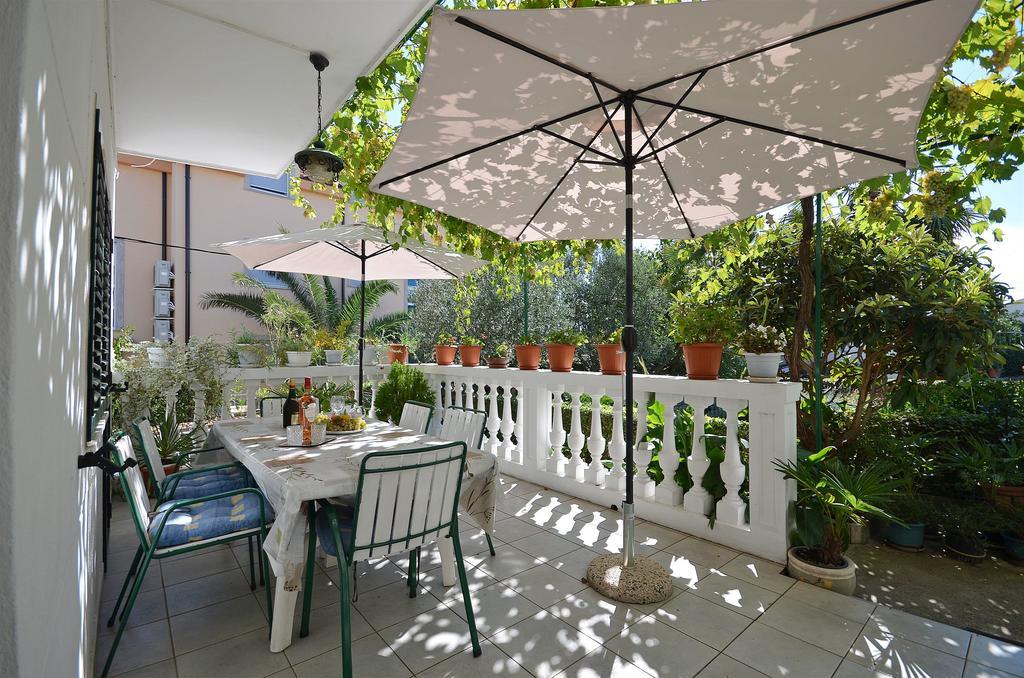 Apartments Branko Водице Экстерьер фото